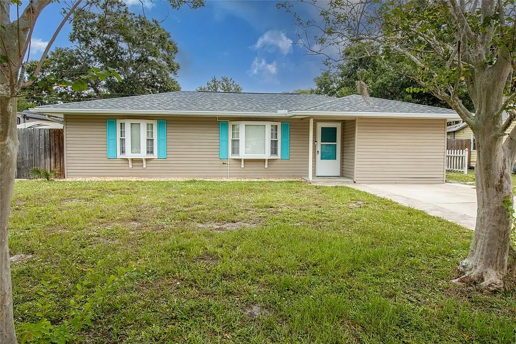 3 bed, 2.0 bath, 1267 sqft, $3,750 — Photo 3