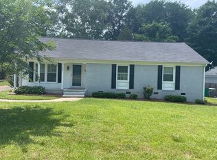 4834 Fairheath Rd, Charlotte, NC 28210