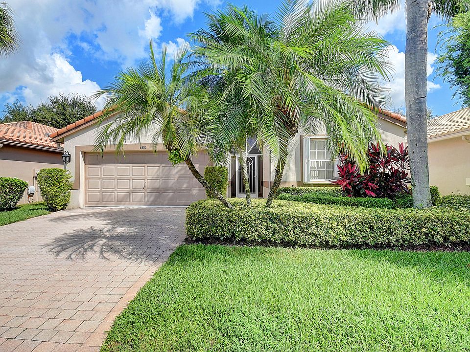 1st image of 6885 Castlemaine Avenue