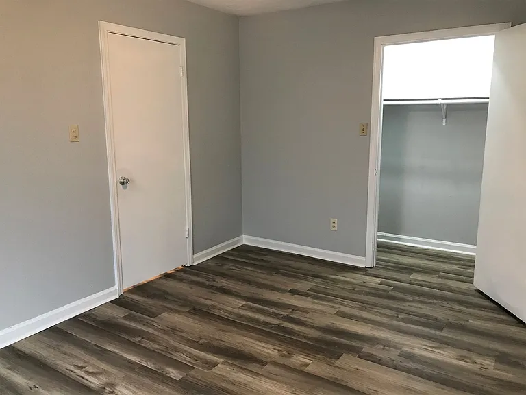 918 Prater Rd — Photo 5