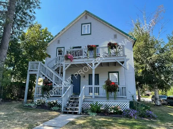 302 S 2nd Ave APT 4, Sandpoint, ID 83864