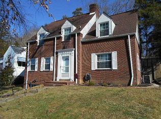 10 Fairfax Dr, Wheeling, WV