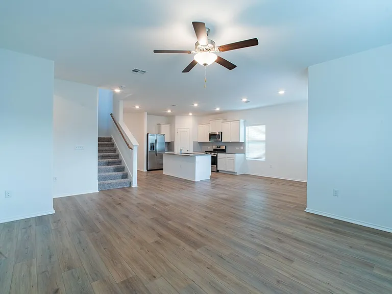 10705 Steinbeck Dr — Photo 5