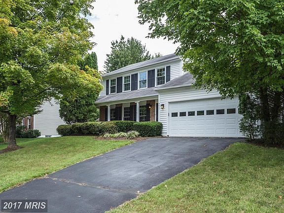 2nd image of 4627 Sand Rock Ln