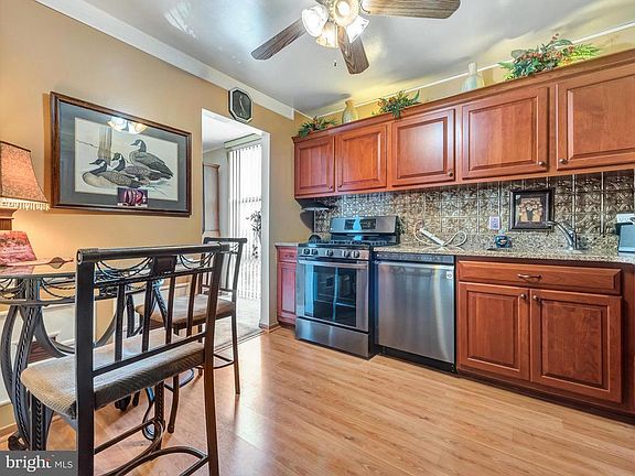 3rd image of 9039 Sligo Creek Pkwy APT 1416