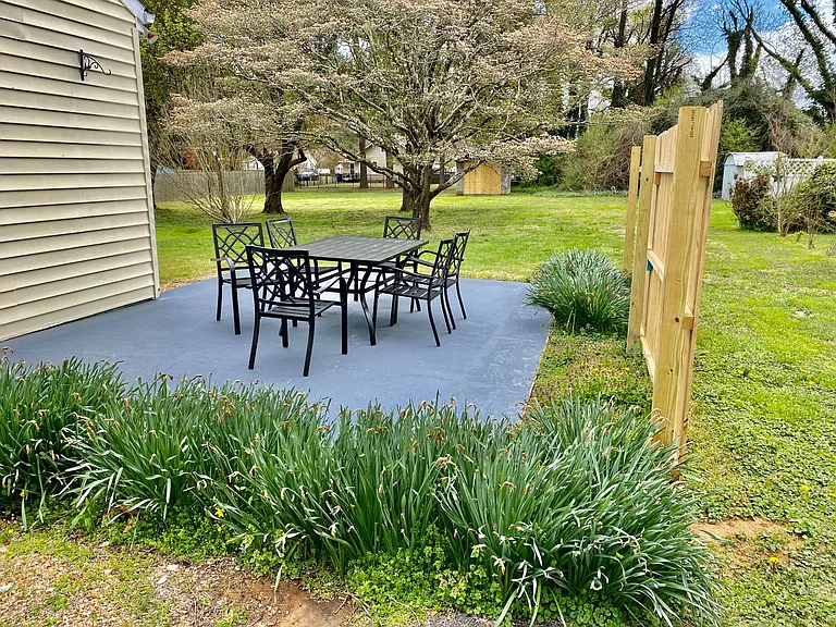 24 Cedar Ln — Photo 22