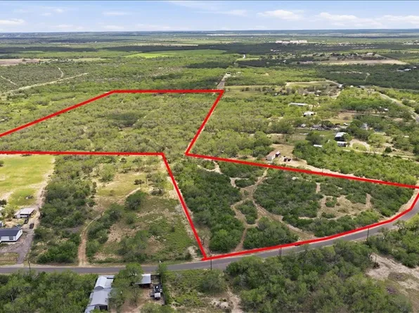 140 Choke Canyon Ests, Three Rivers, TX 78071