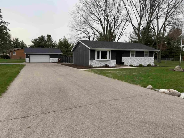 11715 Ventura Blvd, Machesney Park, IL 61115