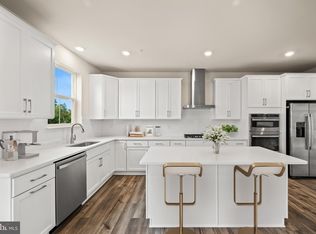 9 Karpovich Aly, Bridgeport, PA 19405