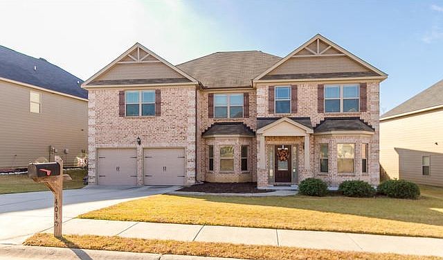 1st image of 4038 Lakewood Dr
