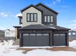 6879 Knox Loop SW, Edmonton, AB T6W4R3