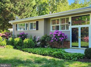 7403 Carmine St, Annandale, VA 22003