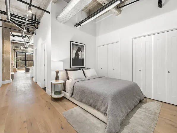 475 Kent Ave, Brooklyn, NY