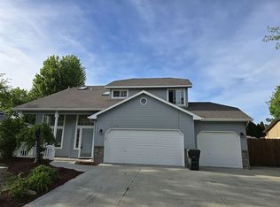 1736 E Summerheights Dr, Meridian, ID 83646