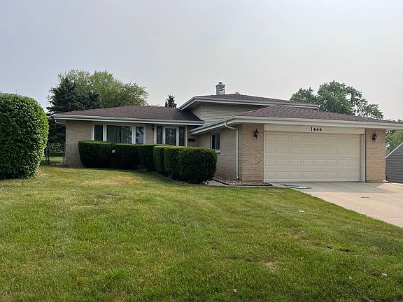 2nd image of 1444 Circle Dr