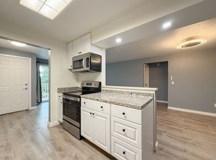 9494 Redmond Woodinville Rd NE #NEB205, Redmond, WA 98052
