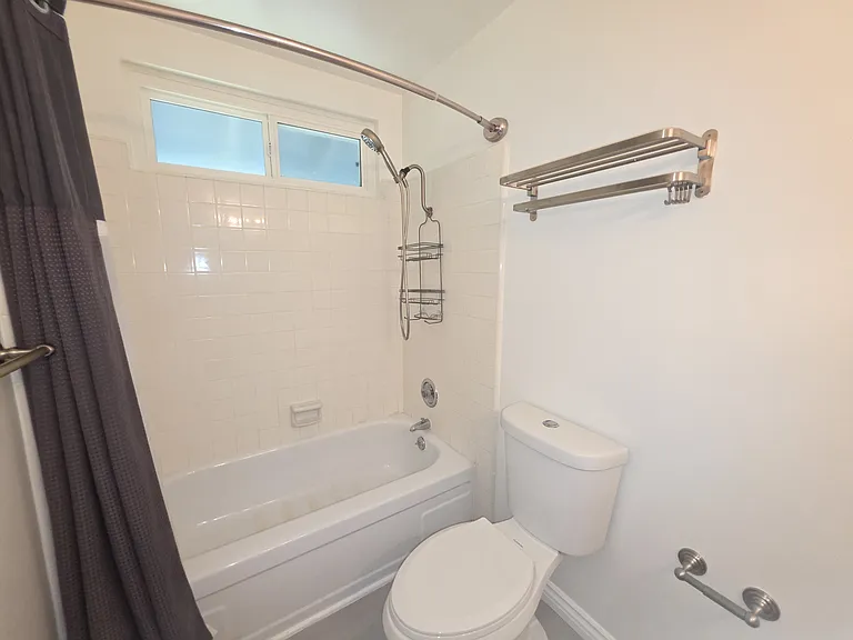 957 Oyster St — Photo 19