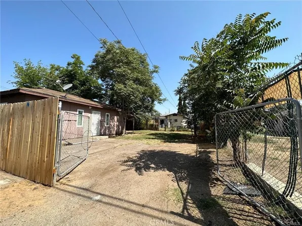515 Crawford St #2, Bakersfield, CA 93305