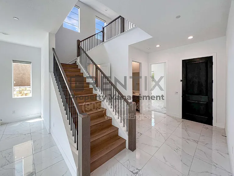 19206 Blackthorn Dr — Photo 21