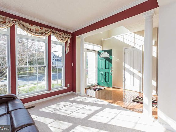 3rd image of 1857 Trudeau Dr