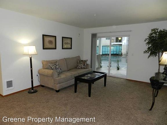 3rd image of 1421 Evergreen Park Dr SW Unit 103