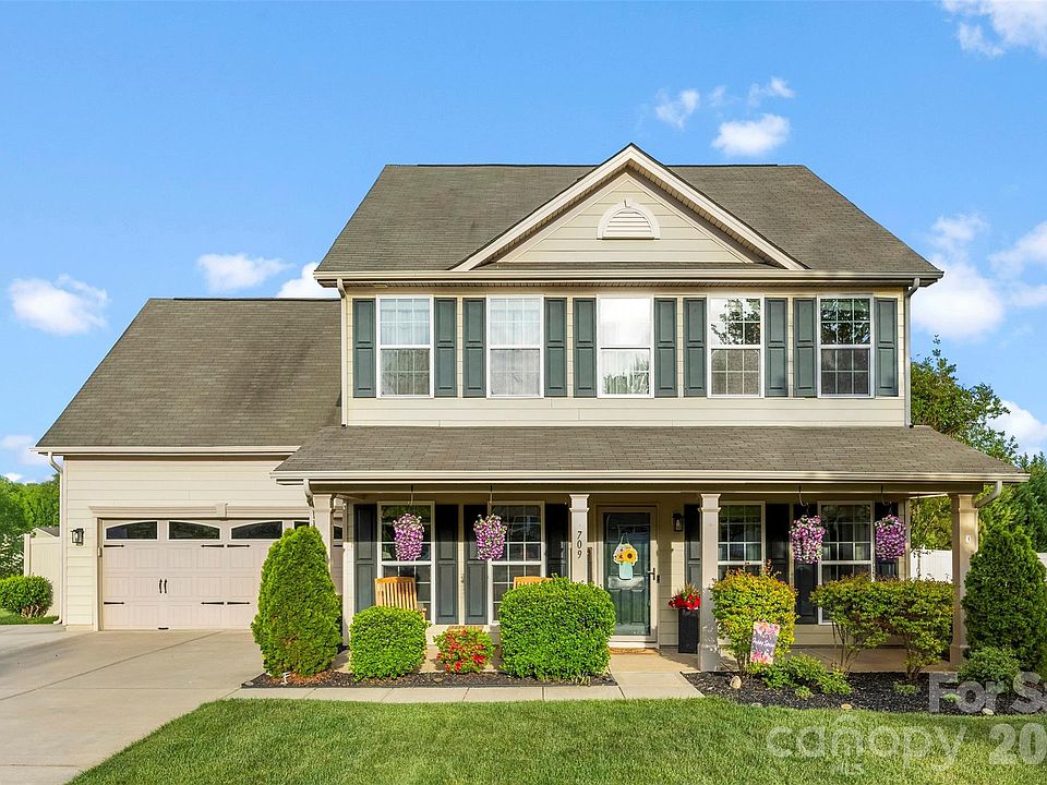 1st image of 709 Heddington Ct
