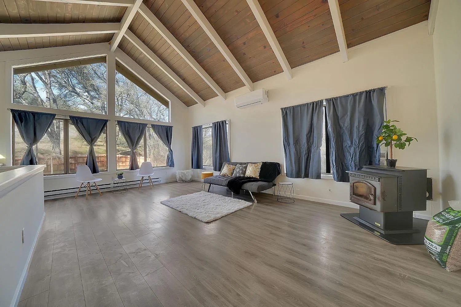 13814 Sutter Creek Rd photo 1