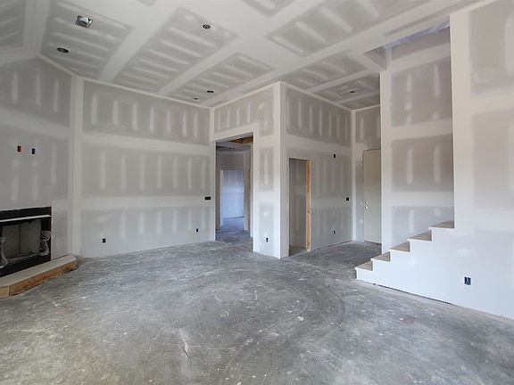 2nd image of 31 Sunflower Dr #31