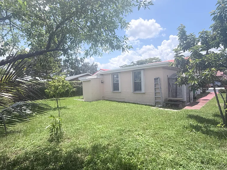 7302 Westwood Dr — Photo 19