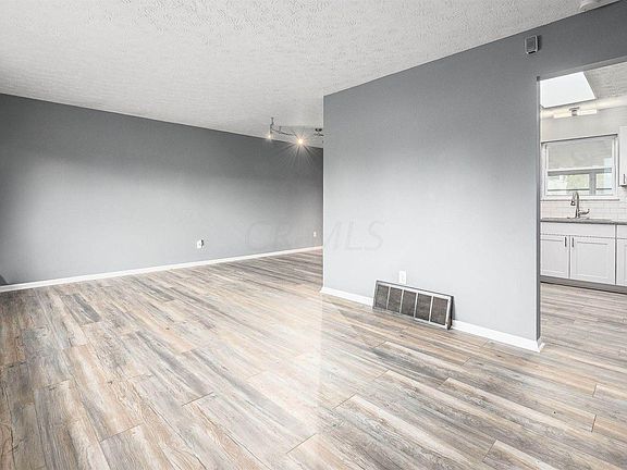 4th image of 3293 Mallcreek Ct