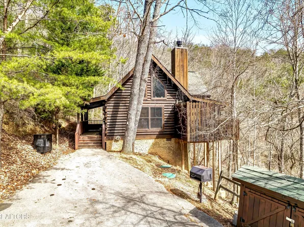 2938 Lightfoot Way, Sevierville, TN 37862