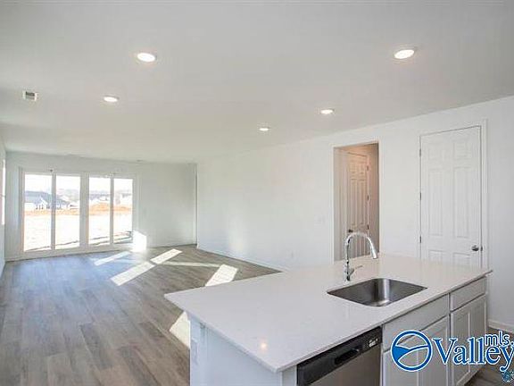 4th image of 155 Jude Ln