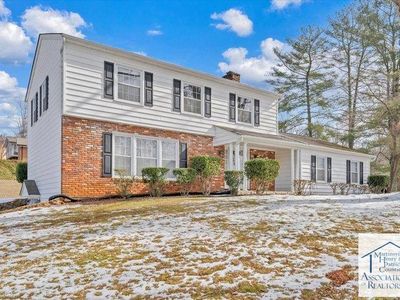 1807 Sam Lions Trl, Martinsville, VA, 24112