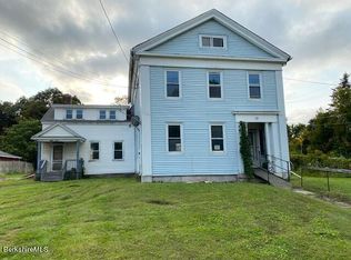 17 Main St, Hinsdale, MA 01235