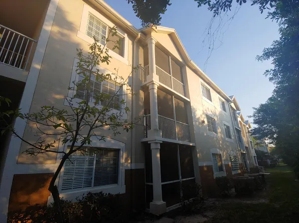 8955 Okeechobee Blvd APT 206, Royal Palm Beach, FL 33411