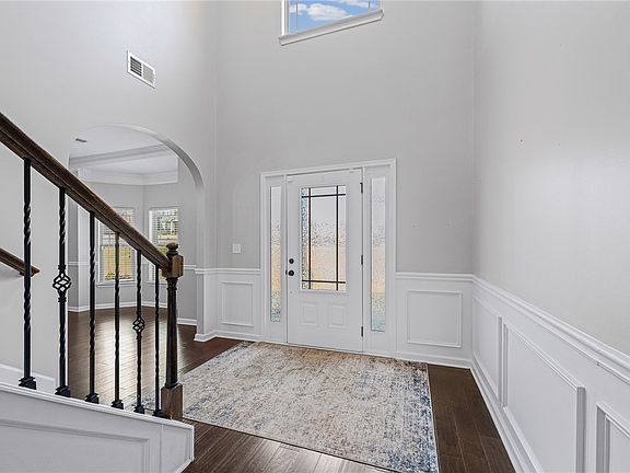 4th image of 301 Bohannon Ct