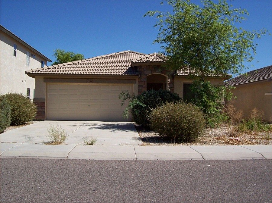 1st image of 2204 W Vineyard Plains Dr