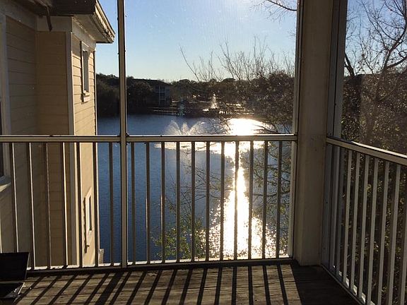 2nd image of 4115 Chatham Oak Ct