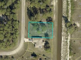 1052 Fayette Ave, Lehigh Acres, FL 33974