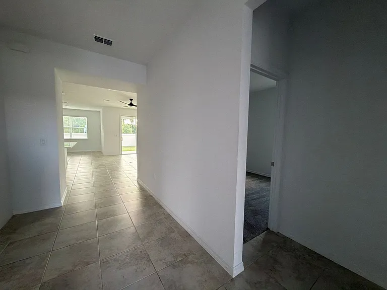 5830 SW 78th Avenue Rd — Photo 8