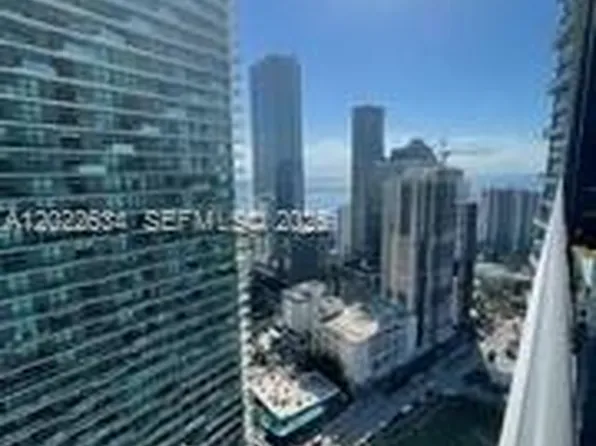 60 SW 13th St APT 3622, Miami, FL 33130