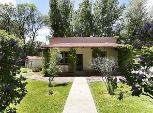 326 Kit Carson Rd, Taos, NM 87571