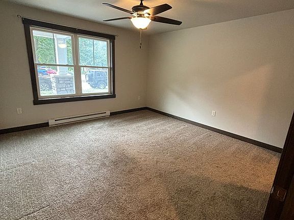 5th image of 318 Elm St
