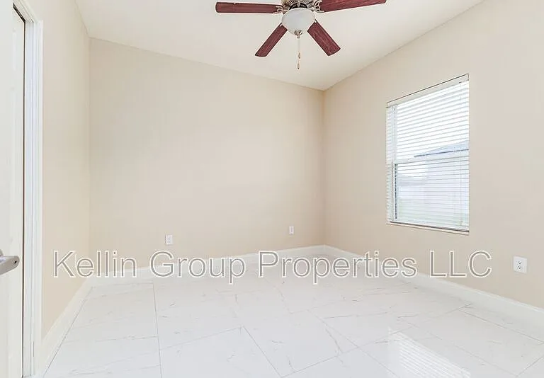 2611 Highlands Creek Way — Photo 14