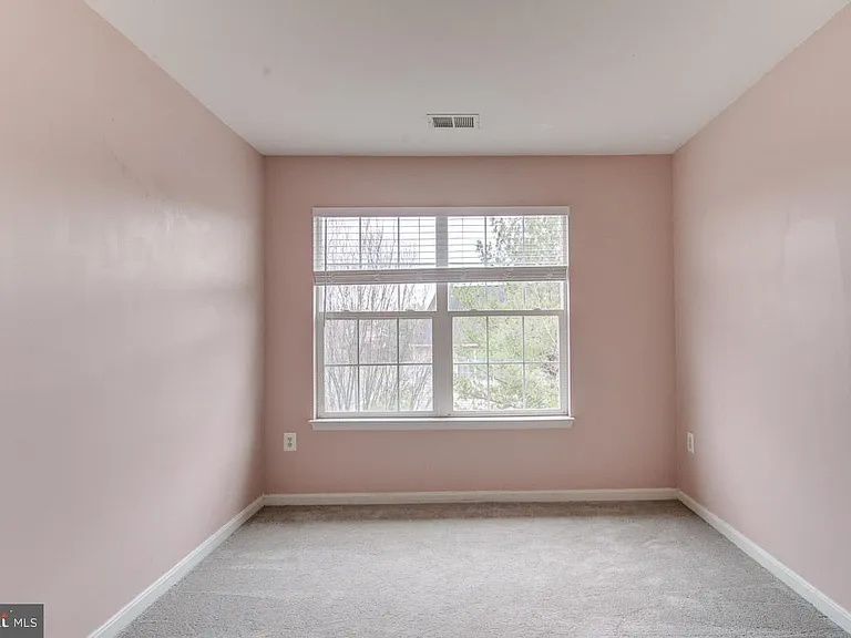 7700 Duneiden Ln — Photo 24