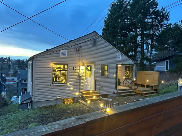 3057 30th Ave W, Seattle, WA 98199