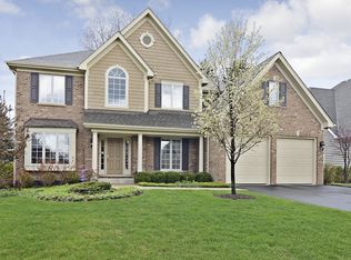 812 Megan Ct, Westmont, IL 60559