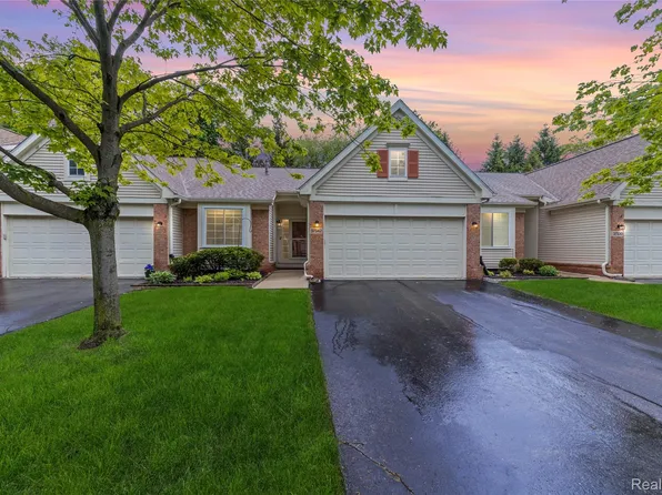 37342 Amhurst Dr, Westland, MI 48185