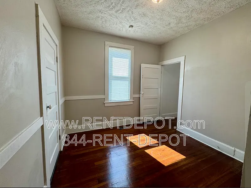 2 bed, 1.0 bath, 800 sqft, $950 — Photo 4