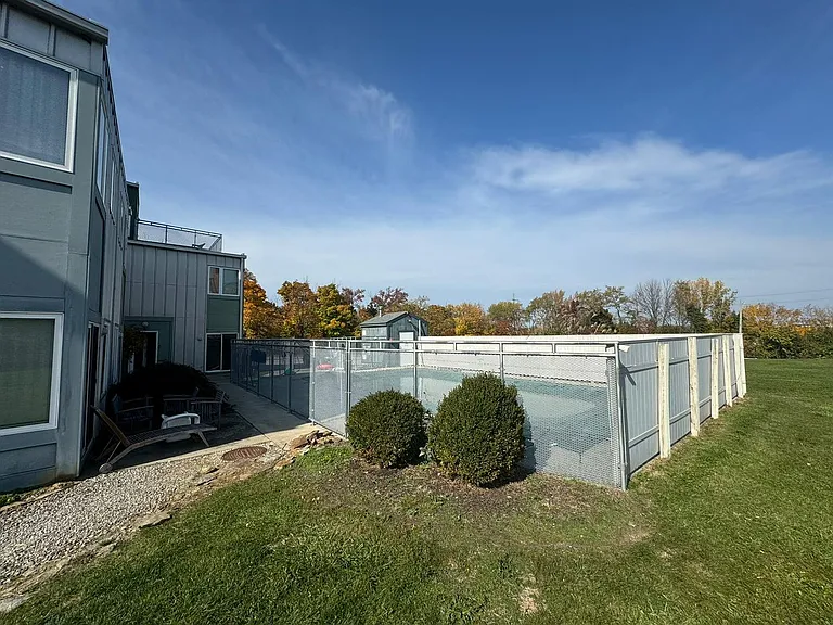 10335 Detroit Ave — Photo 17